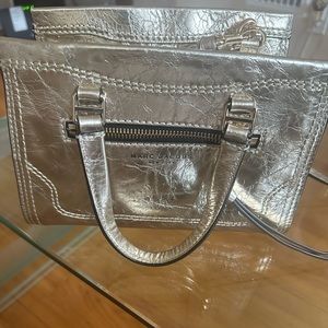 Metallic Gold Leather Marc Jacobs handbag with strap!